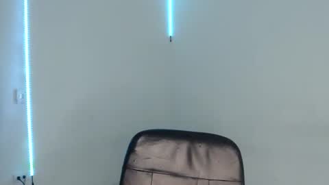 abyy_thomson online show from January 16, 2026, 9:24 am