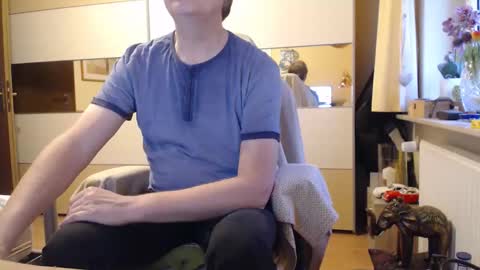 ach471 online show from December 4, 2025, 8:23 am