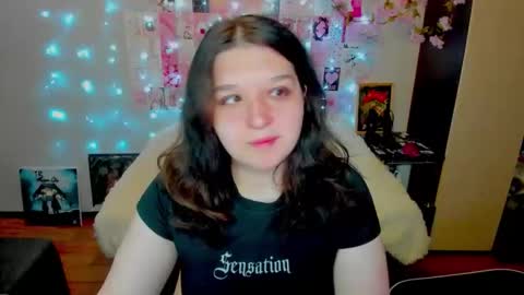 Kate online show from May 20, 2026, 11:55 pm