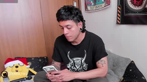 Snapshot of acid_time chatting on December 16, 2024, 5:54 pm Jhonny online show from December 16, 2024, 5:54 pm