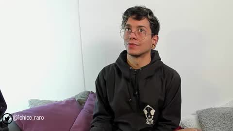 Snapshot of acid_time chatting on October 10, 2025, 3:05 am Jhonny online show from October 10, 2025, 3:05 am