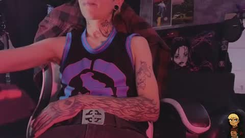 Snapshot of acidmilo chatting on July 15, 2026, 6:02 pm Acid Milo online show from July 15, 2026, 6:02 pm