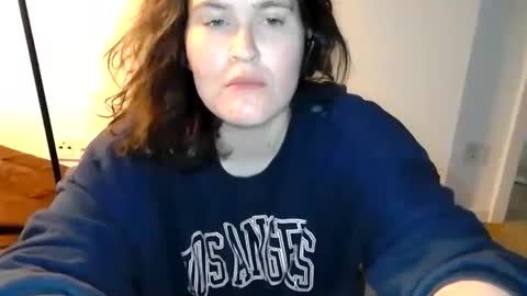 Snapshot of ada_berlin chatting on October 4, 2025, 7:39 am Ada online show from October 4, 2025, 7:39 am