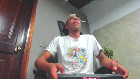 ada_brooke online show from January 30, 2025, 9:57 am