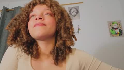 Snapshot of ada_gales_ chatting on February 3, 2026, 6:22 am Isa online show from February 3, 2026, 6:22 am