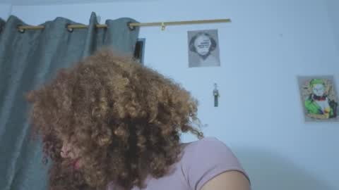 Snapshot of ada_gales_ chatting on February 17, 2026, 2:41 am Isa online show from February 17, 2026, 2:41 am