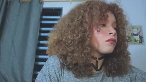 Snapshot of ada_gales_ chatting on February 22, 2026, 2:02 am Isa online show from February 22, 2026, 2:02 am