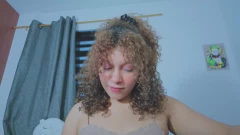 Snapshot of ada_gales_ chatting on March 6, 2026, 4:42 am Isa online show from March 6, 2026, 4:42 am