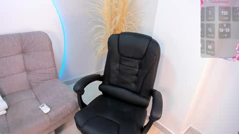 Snapshot of ada_monroe10 chatting on September 15, 2025, 1:33 pm online show from September 15, 2025, 1:33 pm