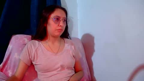 Snapshot of ada_naugthy1 chatting on October 21, 2025, 1:39 am Ada naugthy28 online show from October 21, 2025, 1:39 am
