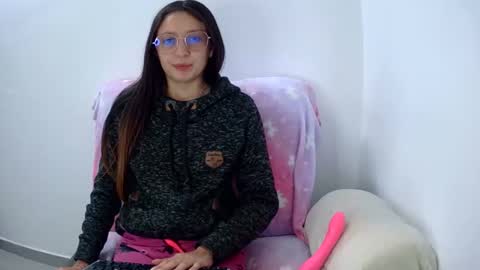 Ada naugthy28 online show from February 20, 2026, 12:29 am