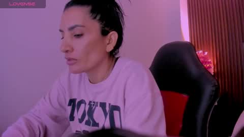 ada oconnor x   ..flaca..bella online show from February 23, 2026, 4:48 pm