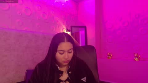 Snapshot of adaira31 chatting on December 5, 2025, 4:32 am Adaira online show from December 5, 2025, 4:32 am