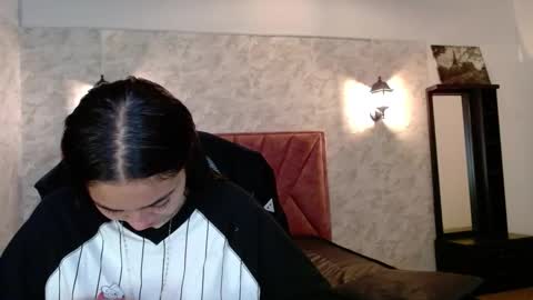 Snapshot of adaira31 chatting on December 16, 2025, 4:28 am Adaira online show from December 16, 2025, 4:28 am