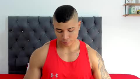 adam boss online show from February 25, 2025, 12:34 pm