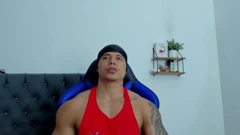 adam boss online show from November 28, 2025, 7:11 am