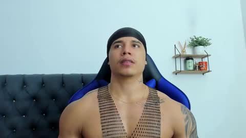 Snapshot of adam_boss chatting on January 14, 2026, 8:42 am adam boss online show from January 14, 2026, 8:42 am