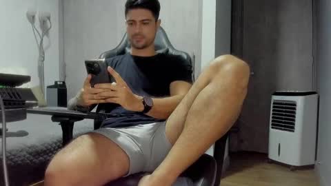 Snapshot of adam_clarke chatting on December 13, 2024, 9:02 am adam clarke online show from December 13, 2024, 9:02 am