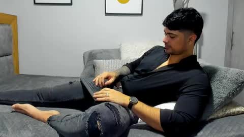 Snapshot of adam_clarke chatting on January 23, 2025, 3:22 pm adam clarke online show from January 23, 2025, 3:22 pm