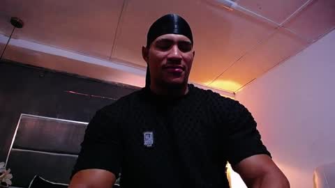 adam_fit19cm online show from March 9, 2026, 2:32 pm