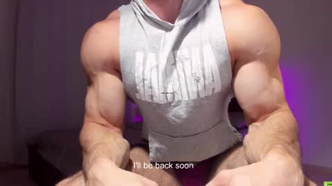 Snapshot of adam_muscle_ chatting on October 19, 2025, 1:01 pm Adam online show from October 19, 2025, 1:01 pm