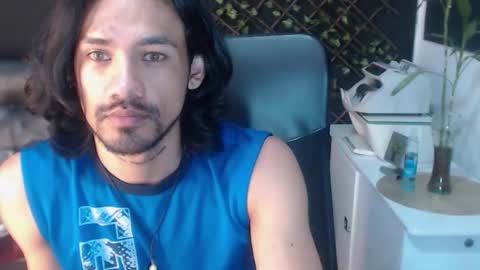 instagram  adam x256 online show from December 21, 2025, 6:09 am