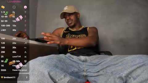 Snapshot of adamart7 chatting on November 27, 2025, 12:35 am adamart7 online show from November 27, 2025, 12:35 am