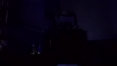 adamllamas online show from October 18, 2025, 8:59 am