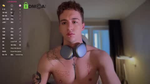 Hi Im Adam Glad to see u here 3 And its my first day online show from October 12, 2025, 8:24 am