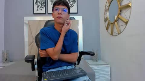 Snapshot of adams_bobby chatting on January 12, 2026, 11:26 am Adams Bobby online show from January 12, 2026, 11:26 am