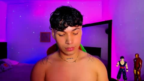 Snapshot of adams_collins chatting on January 14, 2026, 1:22 am Adams online show from January 14, 2026, 1:22 am