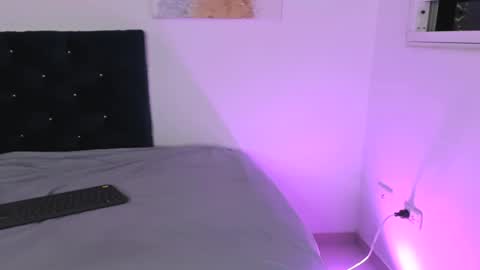 ADAMS Y NIKI online show from December 17, 2024, 11:16 pm