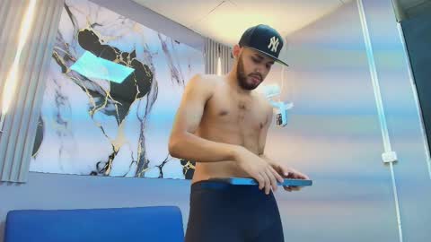 Adams online show from September 26, 2025, 8:13 pm