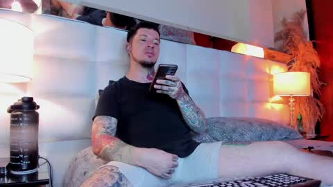 Snapshot of adamtatts chatting on October 29, 2025, 2:03 am Adam online show from October 29, 2025, 2:03 am