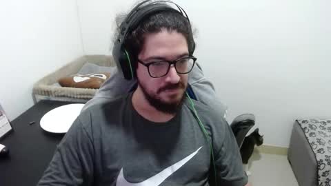 Snapshot of adamussutekh chatting on September 26, 2025, 12:20 pm Adam online show from September 26, 2025, 12:20 pm