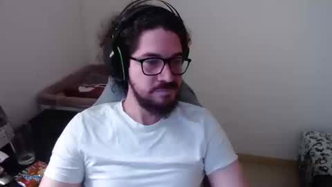 Snapshot of adamussutekh chatting on September 27, 2025, 5:18 pm Adam online show from September 27, 2025, 5:18 pm