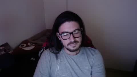 Snapshot of adamussutekh chatting on October 19, 2025, 5:35 pm Adam online show from October 19, 2025, 5:35 pm