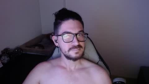 Snapshot of adamussutekh chatting on November 23, 2025, 1:44 pm Adam online show from November 23, 2025, 1:44 pm