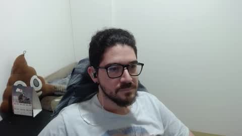 Snapshot of adamussutekh chatting on December 19, 2025, 12:12 pm Adam online show from December 19, 2025, 12:12 pm