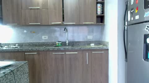 eva online show from December 17, 2024, 9:05 pm