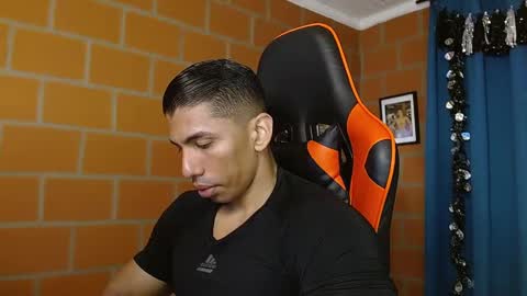 Adan Sin online show from January 31, 2025, 2:28 pm