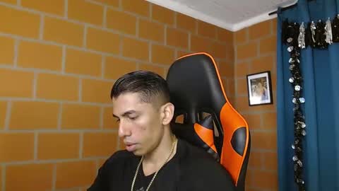 Adan Sin online show from February 21, 2025, 6:59 pm