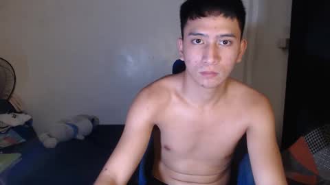 Snapshot of adancummer chatting on December 15, 2025, 5:23 am adancummer online show from December 15, 2025, 5:23 am