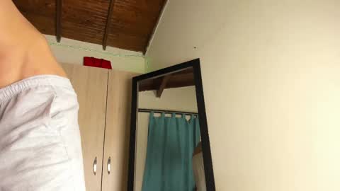 Snapshot of adanxbaby chatting on February 13, 2025, 5:16 am online show from February 13, 2025, 5:16 am