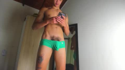 Snapshot of adanxbaby chatting on December 5, 2025, 3:37 am online show from December 5, 2025, 3:37 am