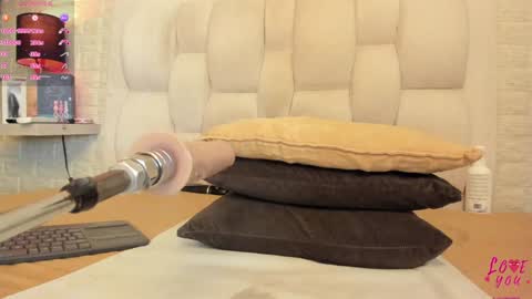 Ada Porter  online show from January 7, 2025, 5:33 am