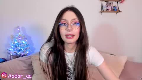 adara_aa online show from December 20, 2025, 3:46 am
