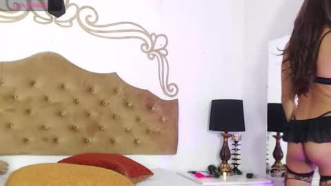 Adara Ferrara online show from October 31, 2025, 6:20 pm