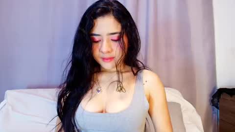  Adara Johnson  online show from October 16, 2025, 11:44 am