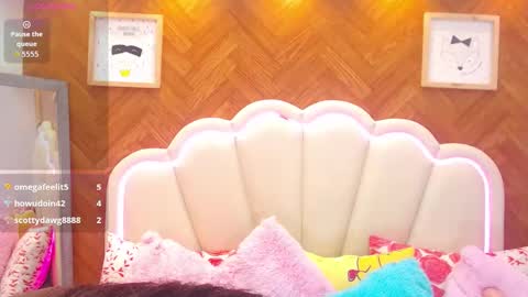 Snapshot of adarose_ chatting on February 20, 2026, 9:00 am adarose_ online show from February 20, 2026, 9:00 am